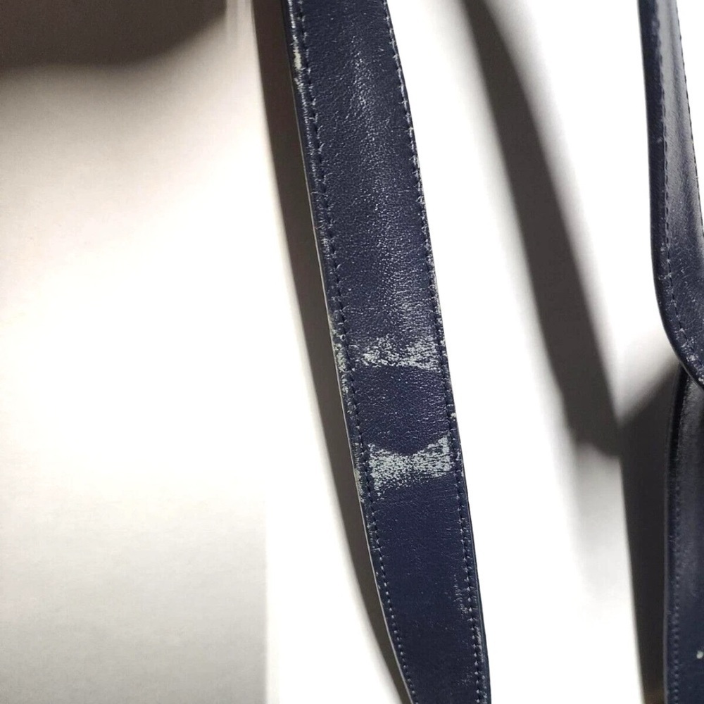 Adrienne Vittadini navy and white bucket bag - Picture 5 of 9